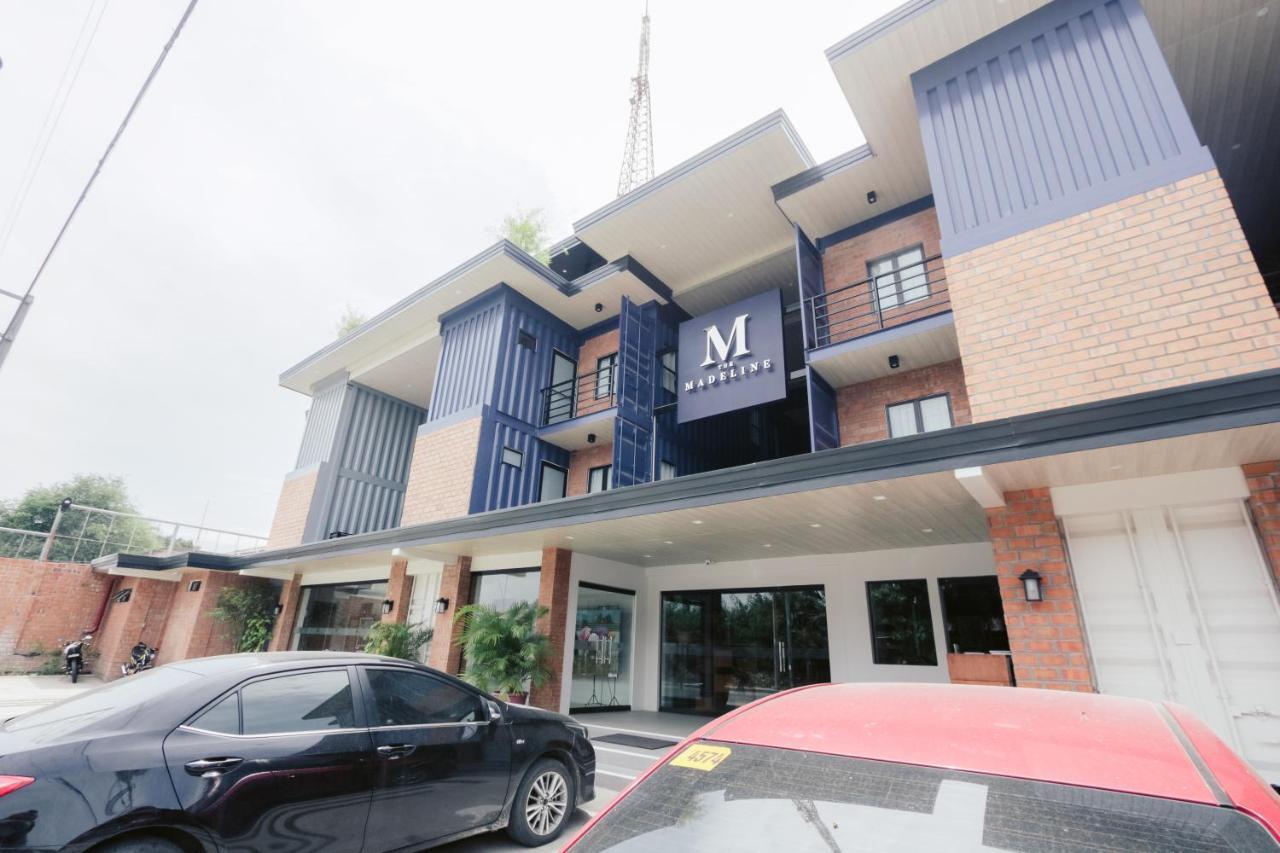 The Madeline Boutique Hotel & Suites Davao Екстер'єр фото