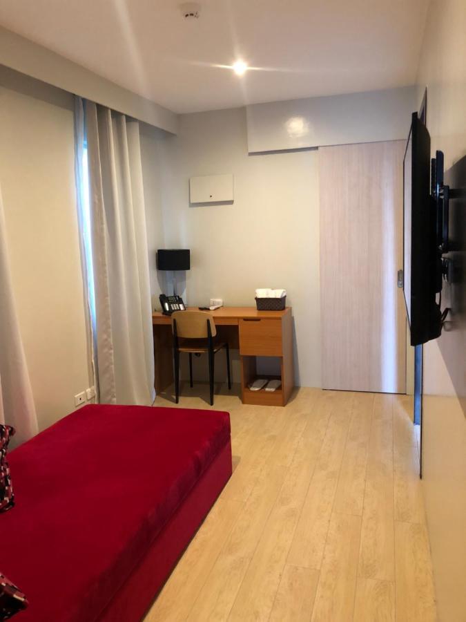 The Madeline Boutique Hotel & Suites Davao Екстер'єр фото